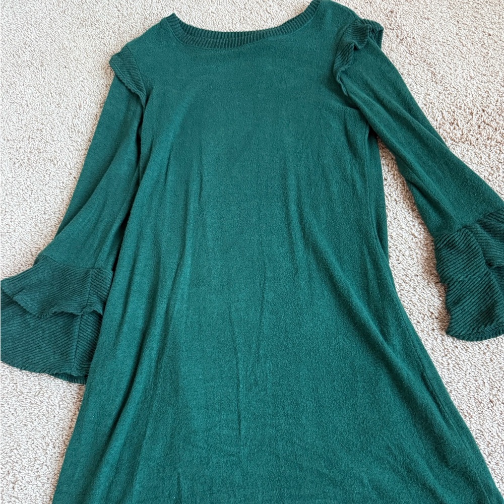 In Girl Green Knit Dress – Girls XL (16) – Ruffle Bell Sleeves